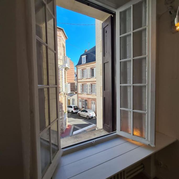 Beau Studio A 30M De La Plage / Beautiful Studio 30M From The Beach Trouville-sur-Mer Eksteriør billede